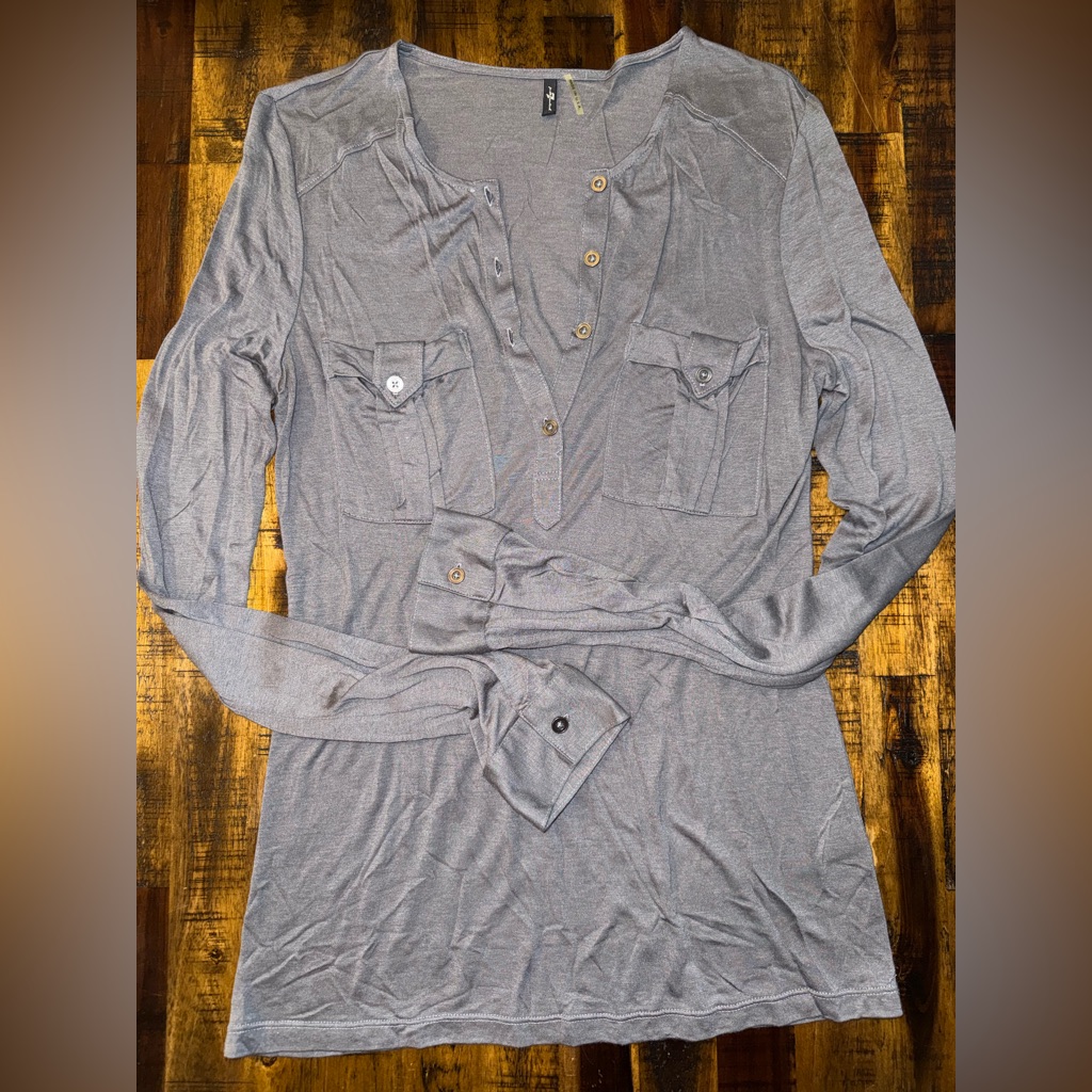 7 For All Mankind Sophisticated, Classy Long Sleeve Blouse. Womens Gray Sz S